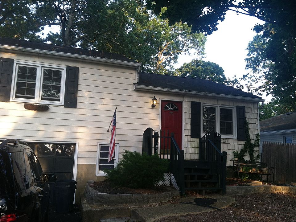 Front exterior 