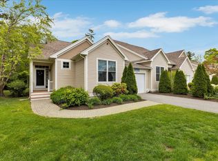 17 Chadwick Ct, Mashpee, MA 02649