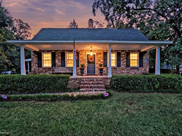 633 Gahagan Rd, Summerville, SC 29485