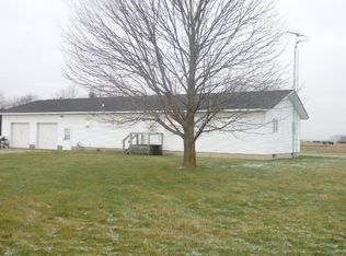 792 Baums Bridge Rd, Kouts, IN 46347