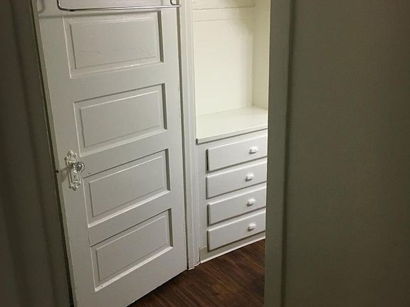 2nd image of 1915 4th Ave APT 3