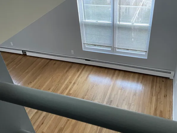 127 Union St Floor 2, Poughkeepsie, NY 12601