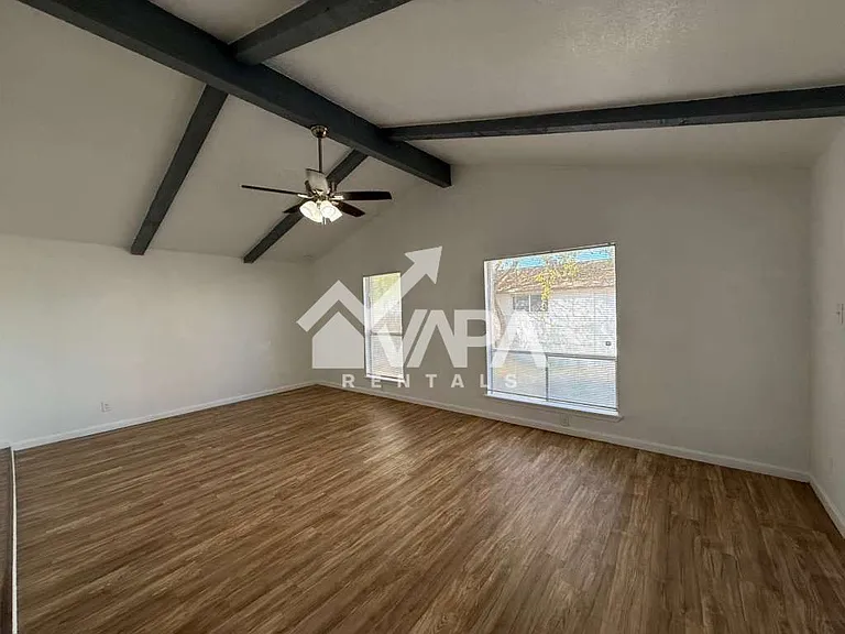 5019 Starfire St — Photo 14