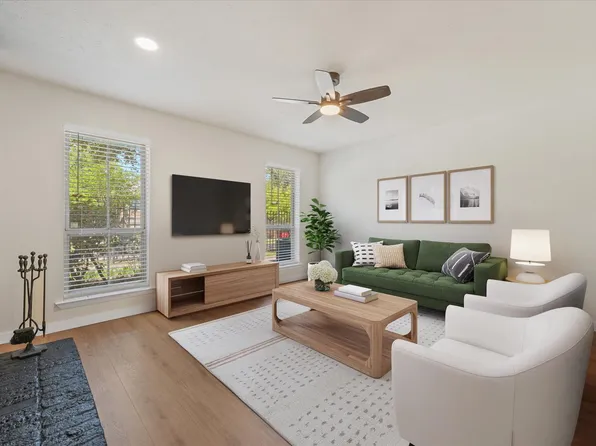 7510 Holly Hill Dr APT 152, Dallas, TX 75231