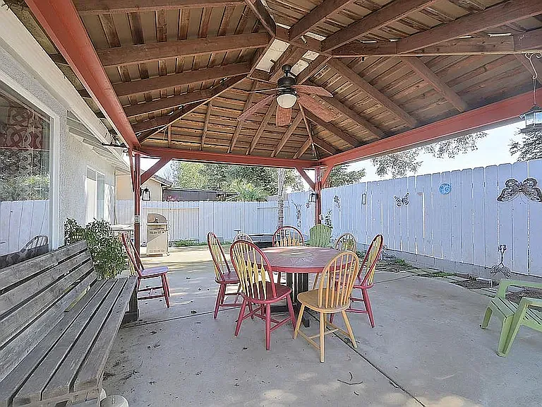 2052 Gold River Dr — Photo 9