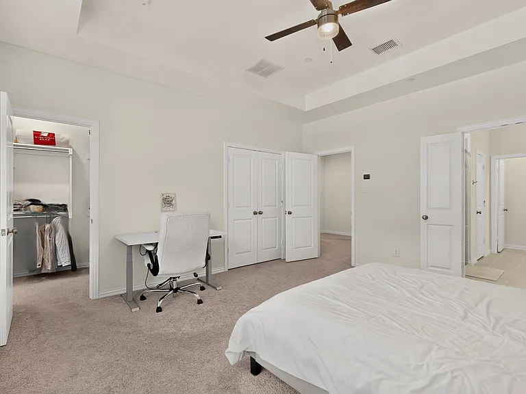 605 Friendswood Dr — Photo 15