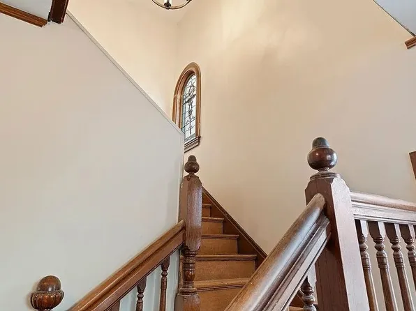 30 Messer St, Laconia, NH 03246
