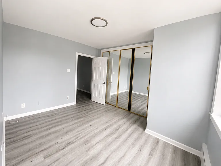 339 Valley St #1 — Photo 6