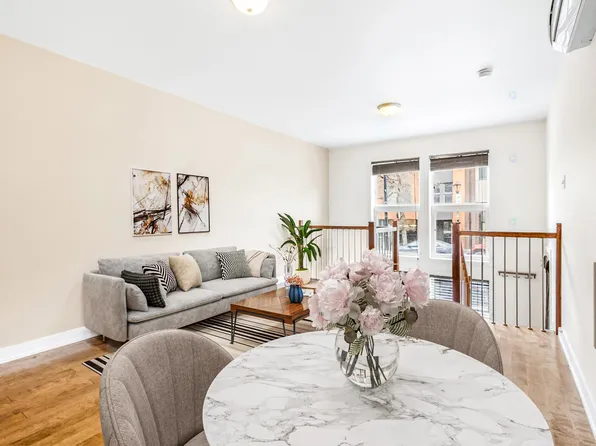 5160 Rue Notre Dl #1-O, Montreal, QC H4C 1T3