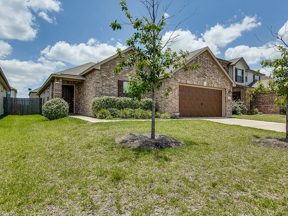 1st image of 1025 Strickling Dr