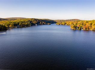 211 W Wakefield Blvd, Winsted, CT 06098