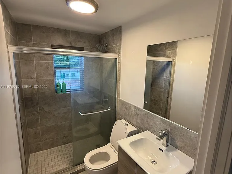 2020 Washington St #5 — Photo 5