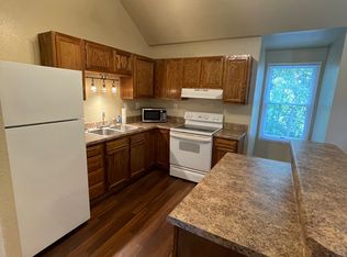 2500 Maymont Ct, Virginia Beach, VA 23454