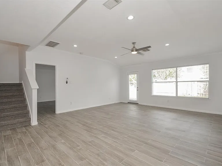 26538 Marble Point Ln — Photo 3