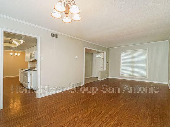 4th image of 3522 Igo St