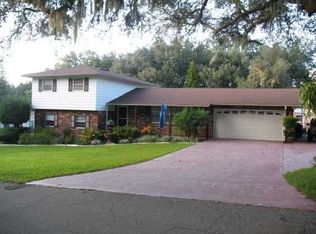 204 Sara Ln, Leesburg, FL 34748