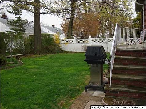 5th image of 760 Pelton Ave