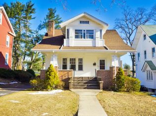 34 Howard Ave, White Plains, NY 10606