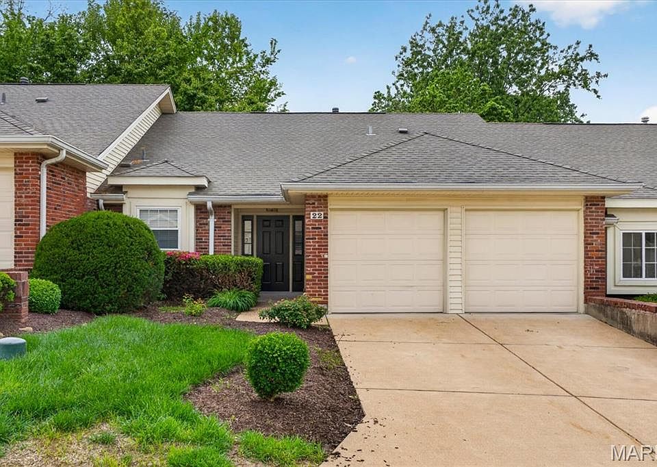 1st image of 22 Willowyck Ct