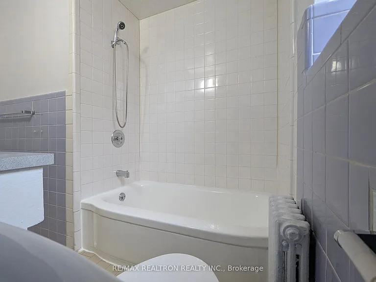 40 Meadowbrook Rd #4 — Photo 15