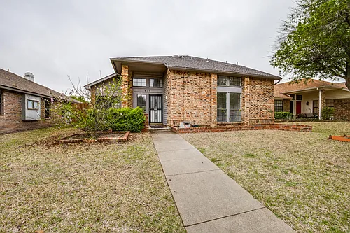 434 Wellington Dr Photo 1