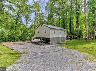 144 Lower River Rd, Brogue, PA 17309