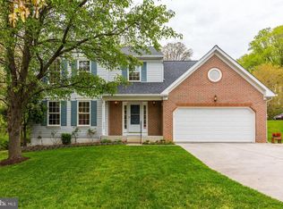 9498 Ridgeview Dr, Columbia, MD 21046