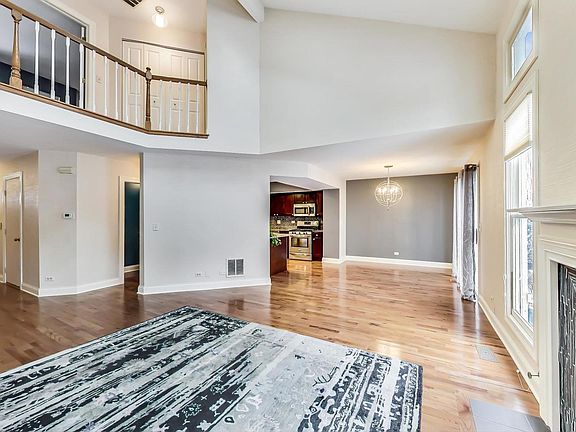 5th image of 1393 Glengary Ln