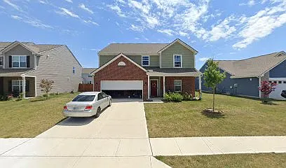 5 bed, 3.5 bath, 3220 sqft, $612 — Photo 1