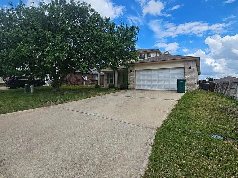 3020 Rain Dance Loop — Photo 1