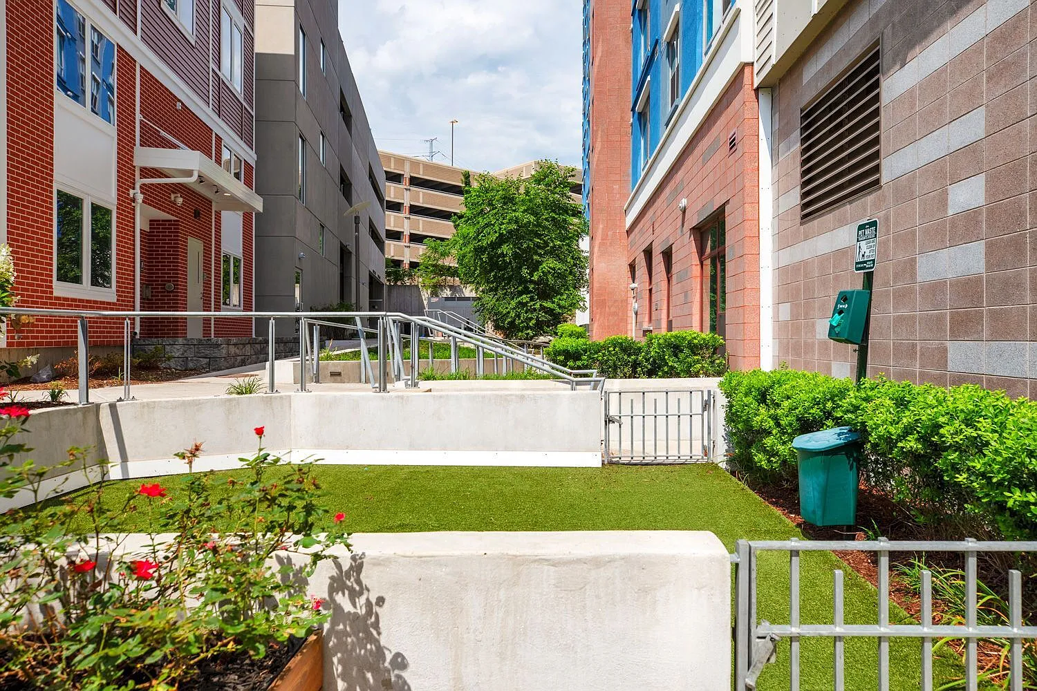 Metro Green Court — Photo 4