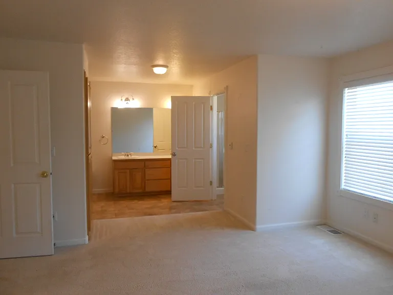 62677 Hawkview Rd — Photo 12