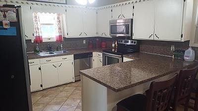 2nd image of 1320 Choctaw St