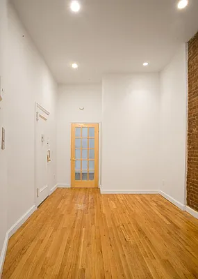 Rented by Copperwood Real Estate | media 9