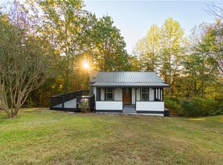 250 Nottingham Way NE, Fairmount, GA 30139