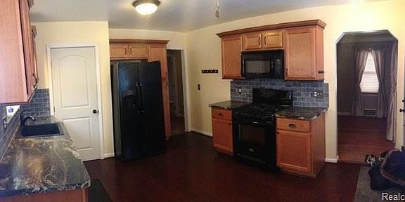 4th image of 969 Saint Johns Blvd