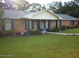 606 Pierce Rd, Columbia, MS 39429
