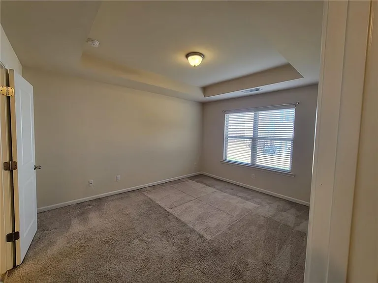 1525 Landmark Ln — Photo 11