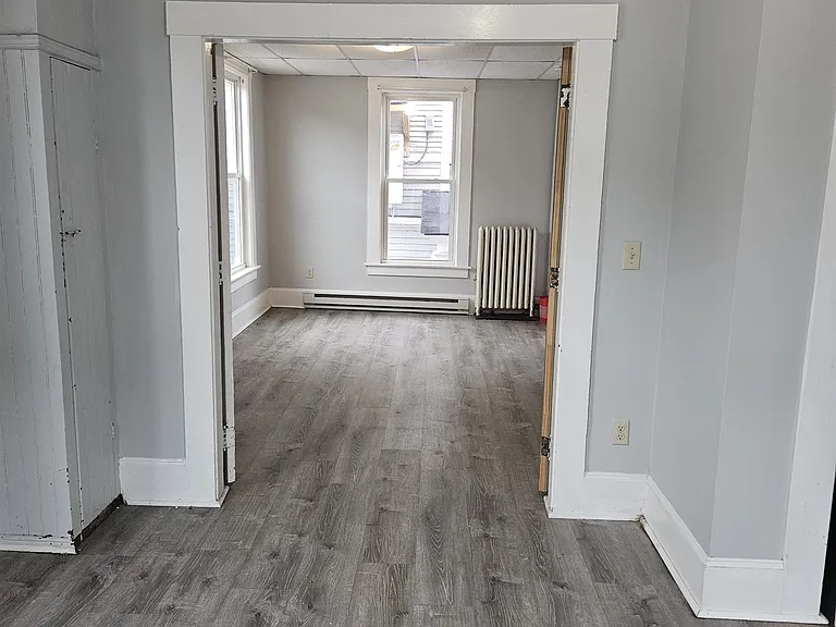 21 S Main St #4 — Photo 4