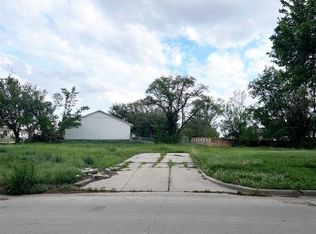 721 N Madison Ave, Wichita, KS 67214