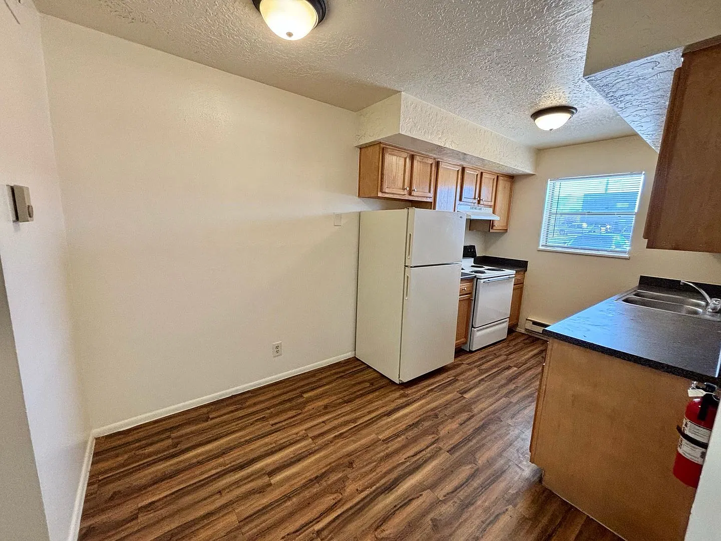 401 Espanola St — Photo 4