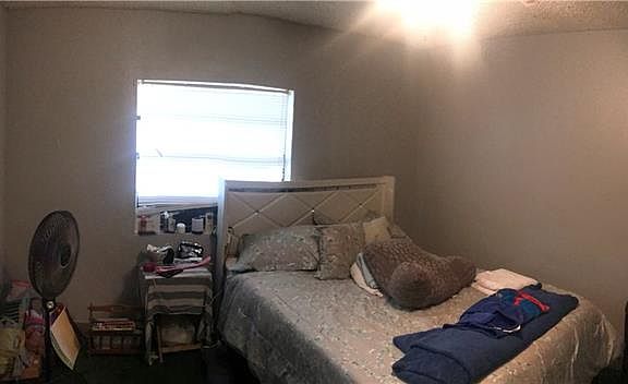5th image of 611 E Pocahontas Ave