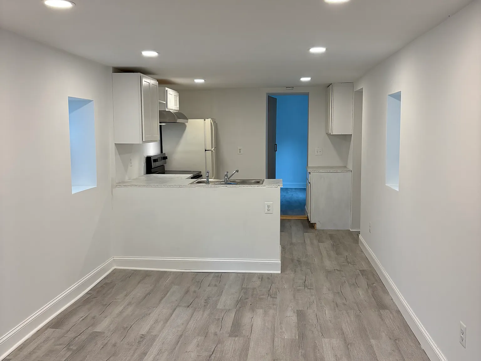4 bed, 1153 sqft, $2,000 — Photo 4