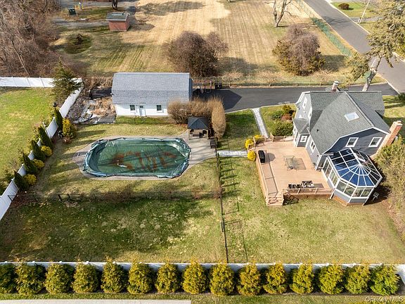 2nd image of 88 Astor Avenue