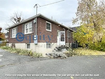 512 E 4th Ave — Photo 13