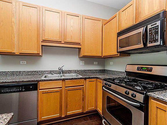 5th image of 1600 S Indiana Ave Unit 707