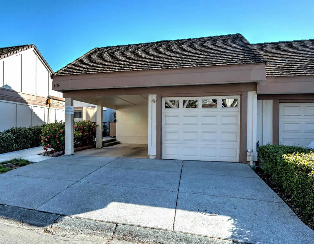 6116 Montgomery Ct photo 1
