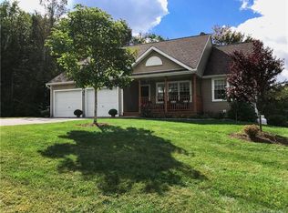 367 White Pine Rd, Torrington, CT 06790