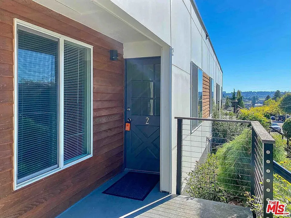 1 bed, 600 sqft, $2,045 — Photo 1