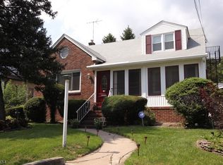 581 Chapman St, Hillside, NJ 07205